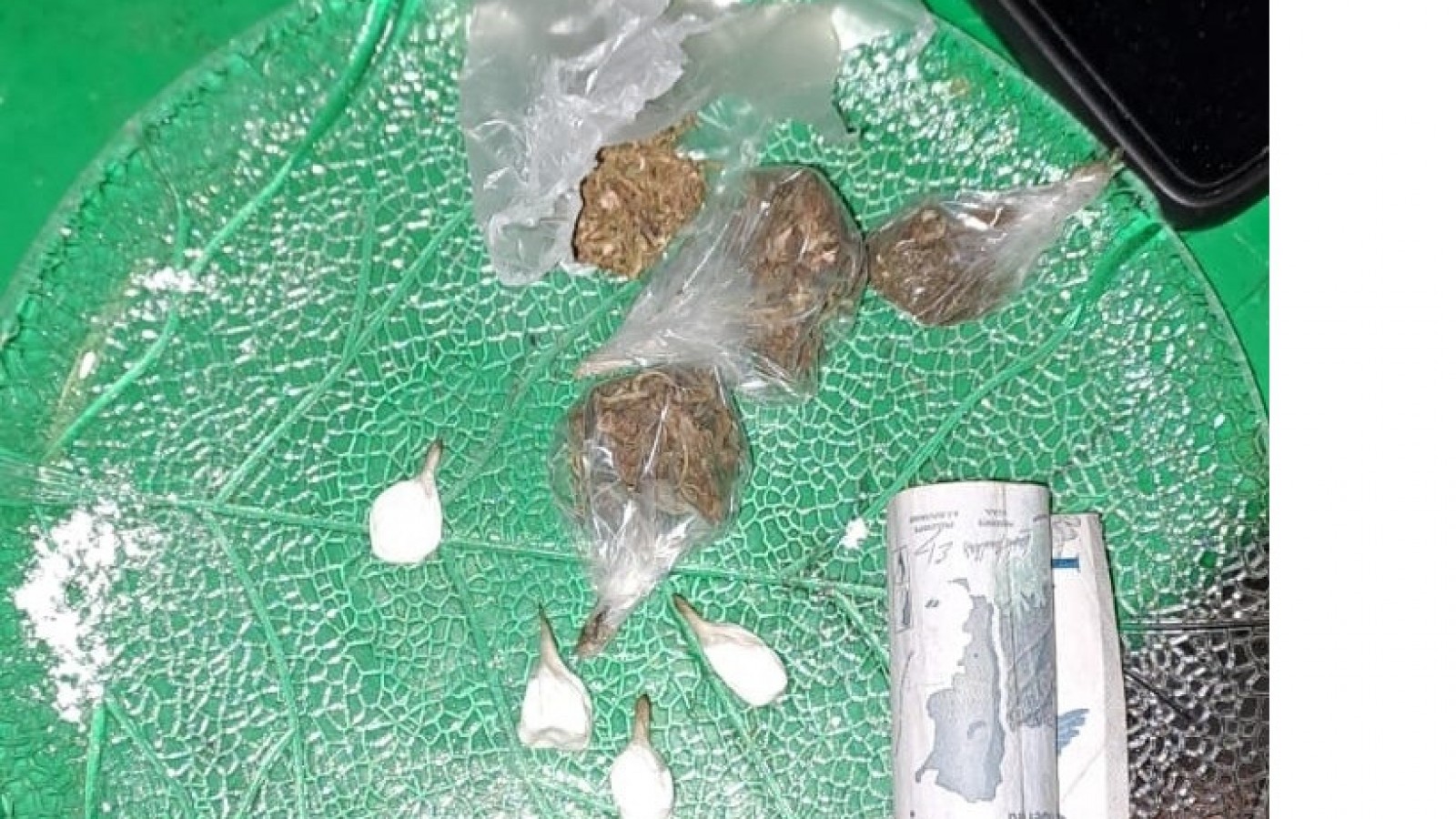 Vendían droga cerca de escuelas y clubes: un taxista era el delivery